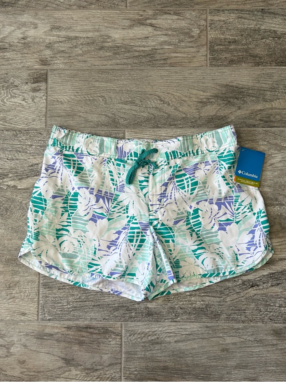 Columbia Women's Teal, Purple & White Floral Shorts